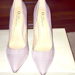 Women’s striped nude color heels